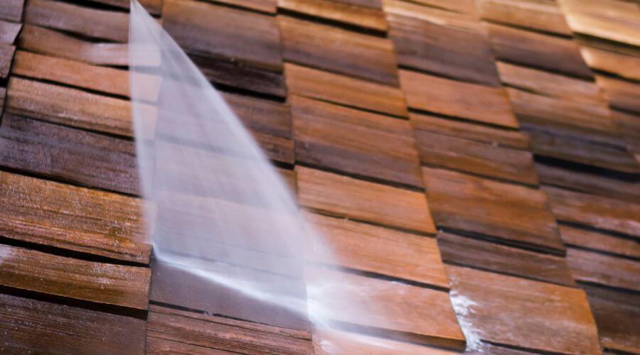 Professional gutter cleaning in Maquoketa, IA